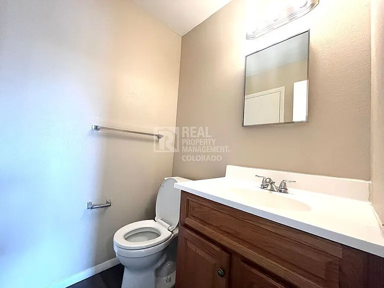 3005 E Fountain Blvd — Photo 9