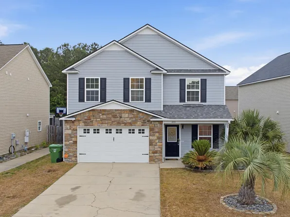 233 Sunday Silence Ln, Elgin, SC 29045