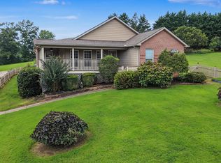 5844 Hutton Ridge Rd, Maryville, TN 37801