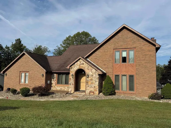 93 Carriage Ln, Bridgeport, WV 26330