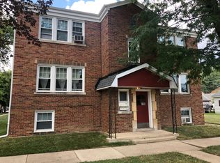 3945 Sunnyside Ave APT 1E, Brookfield, IL 60513