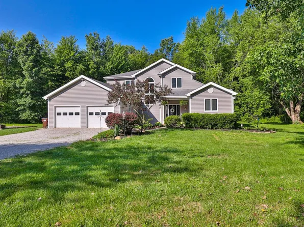 2695 Bergen Rd, Batavia, OH 45103