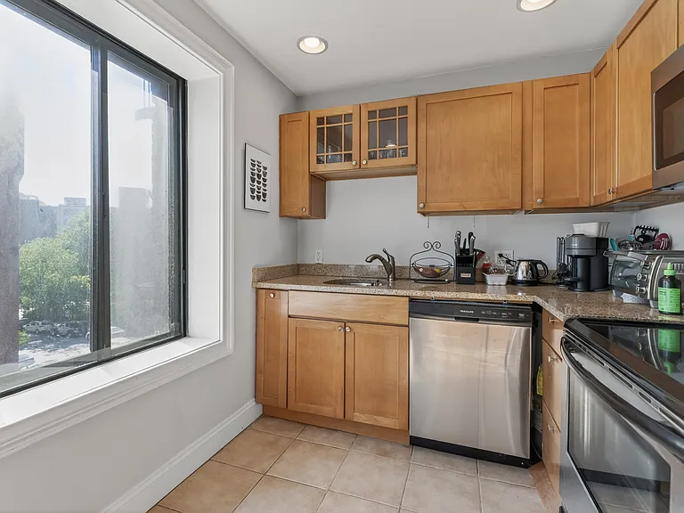 9 Appleton St #310 — Photo 4