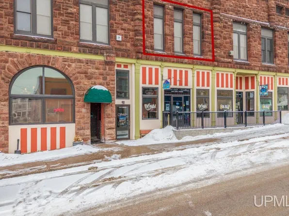 208 E Ludington St Unit 7, Iron Mountain, MI 49801