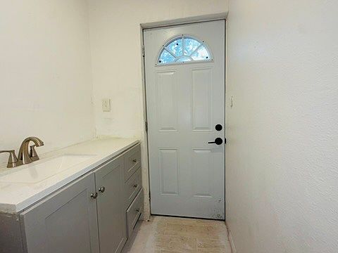 4th image of 809 Florida Pkwy #2