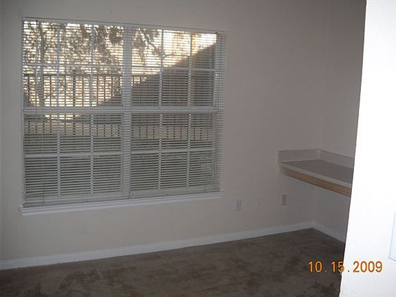 3x2guestbedroomdesk