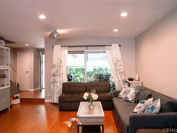 9759 Via Roma, Burbank, CA 91504