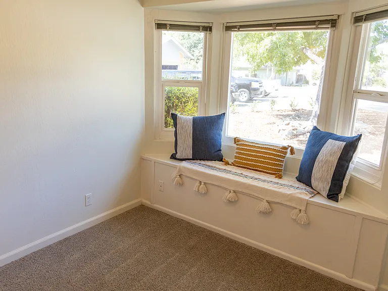 3803 Yellowstone Ct — Photo 21