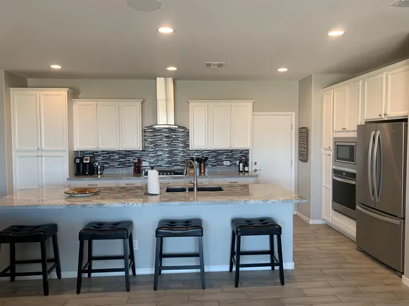 10714 W Brooklite Ln, Peoria, AZ 85383