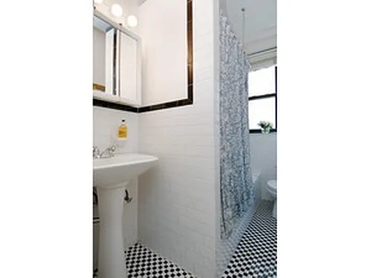 Sold by Corcoran | media 14