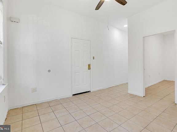 3rd image of 1806 E Huntingdon St #1