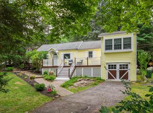 16 Flak Ln, New Fairfield, CT 06812