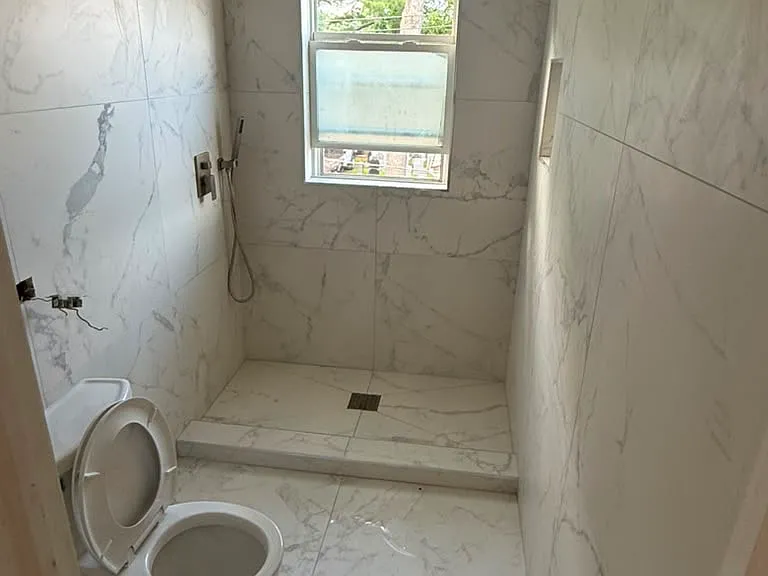 201 Truman Ave #2 — Photo 1