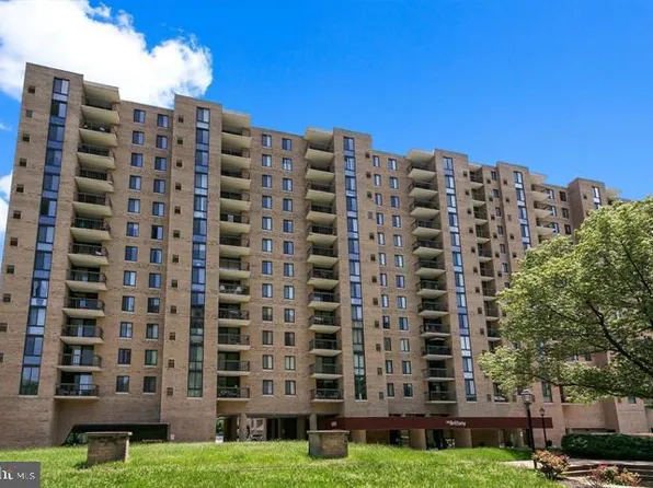 4500 S Four Mile Run Dr APT 1112, Arlington, VA 22204
