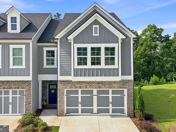 3rd image of 229 Lakeside Pl
