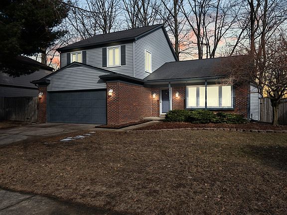 4th image of 8109 Lake Crest Dr