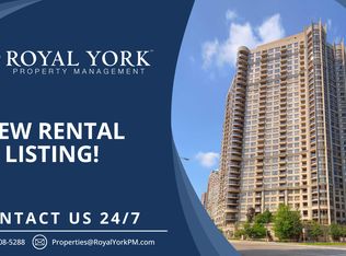3888 Duke Of York Blvd #933, Mississauga, ON L5B4P5