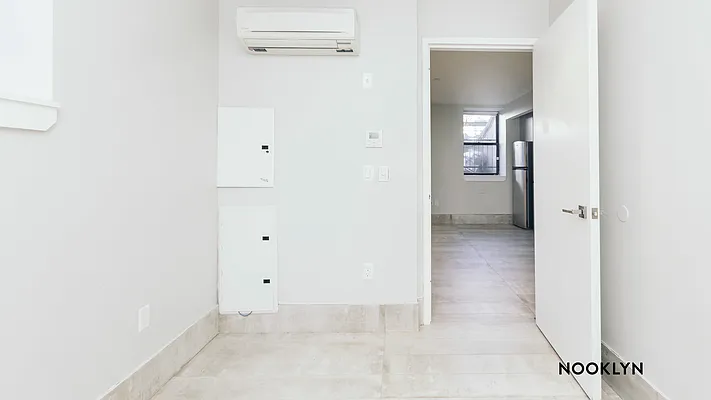 Rented by Nooklyn NYC LLC | media 13