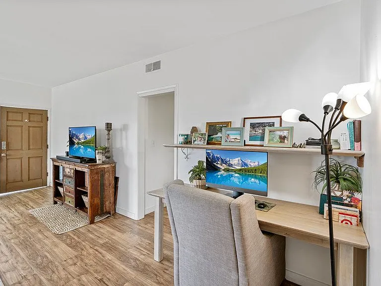 1024 Loring St #15 — Photo 6