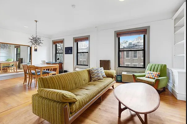 Rented by R New York | media 10