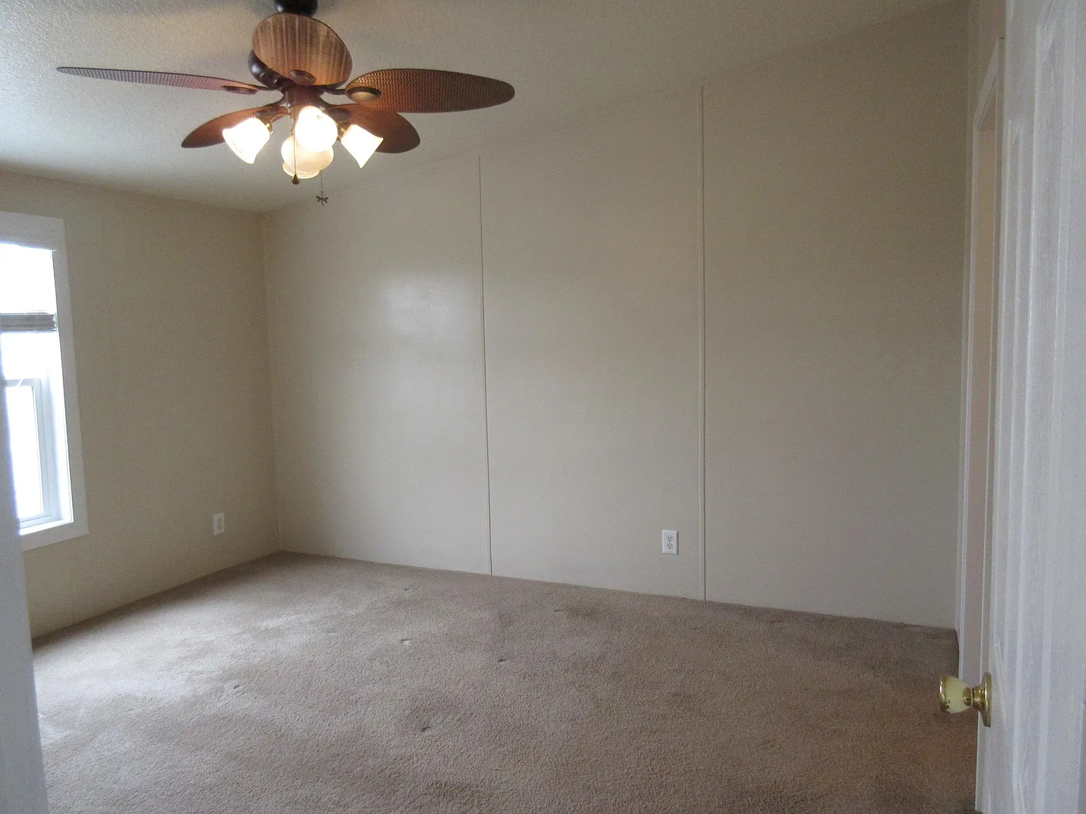 3 bed, 1232 sqft, $1,400 — Photo 3