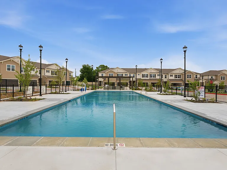 HARMON Melissa by Crescent Communities — Photo 31