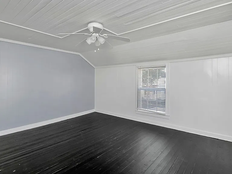 203 Oliver St — Photo 13