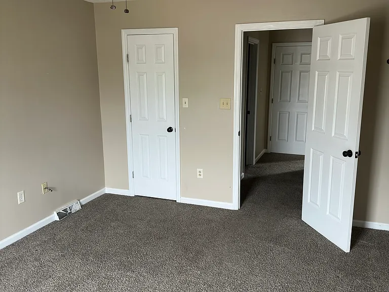 422 Sara Leigh Dr #2 — Photo 15