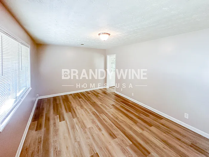 6230 Cedar Wood Dr — Photo 4
