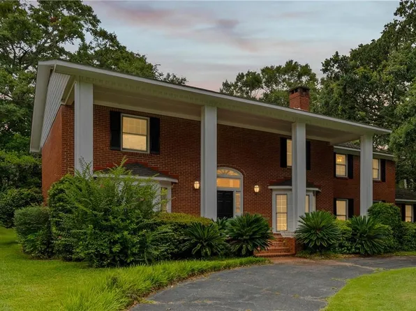 5325 Oak Bend Ct, Mobile, AL 36609