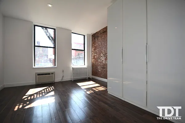 Rented by J Misrahi Realty Corp | media 52
