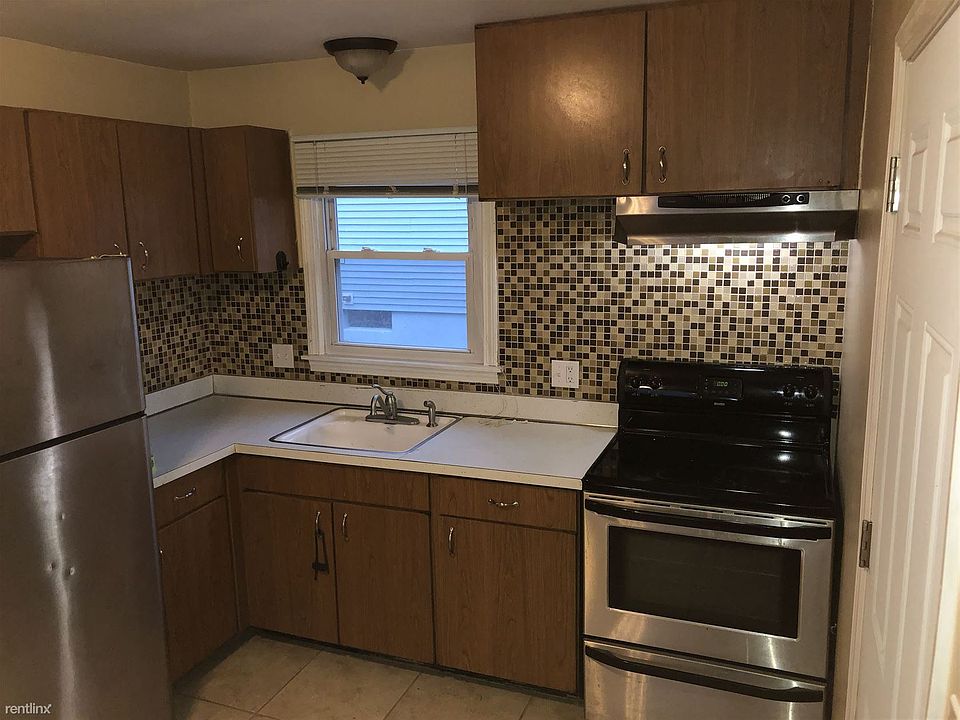 78 Royal Oak Kitchen