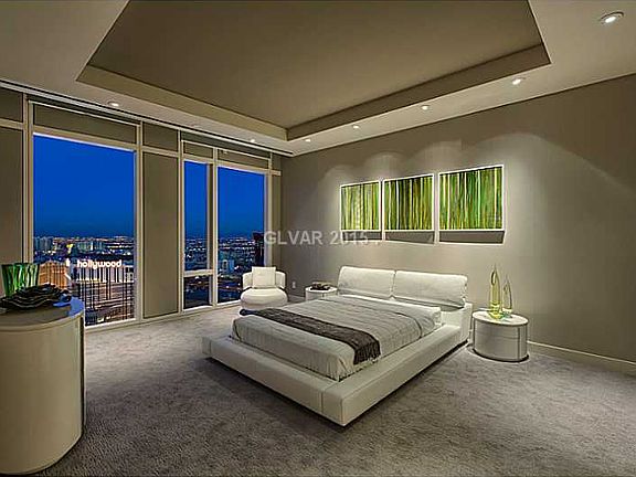 2nd image of 3750 Las Vegas Blvd S