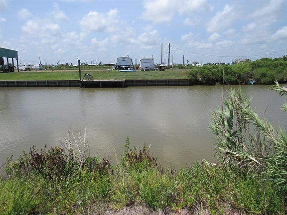 3rd image of 14482 Albacore St Lot 482