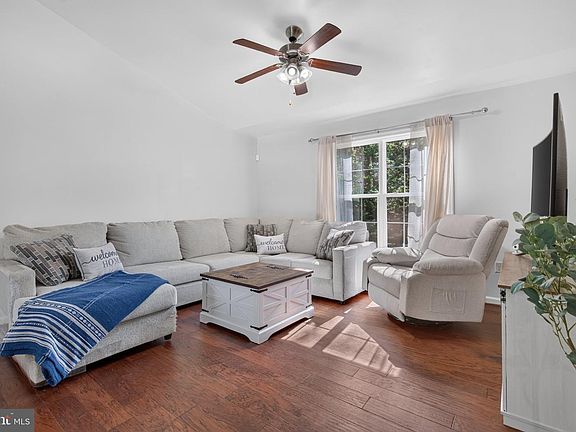 4th image of 108 Waring Dr
