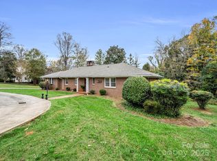 504 N Washington St, Rutherfordton, NC 28139