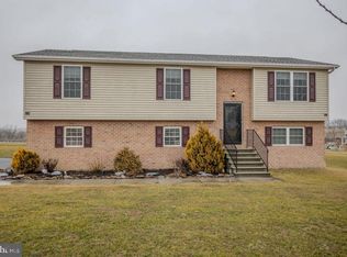 4482 Fort McCord Rd, Chambersburg, PA 17202