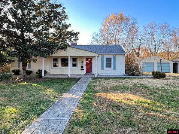812 Circle Dr, Mountain Home, AR 72653