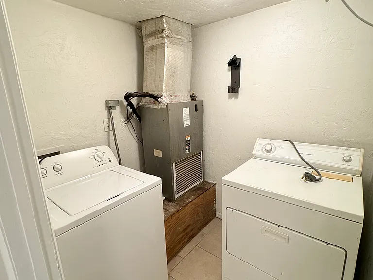 821 NW 13th St #9 — Photo 20