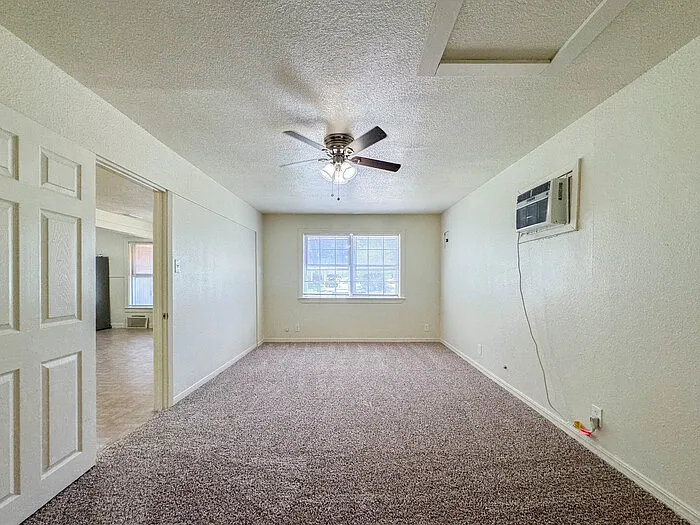 1916 Houston Pl — Photo 19