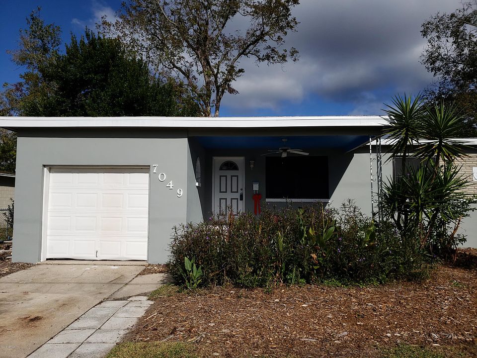 1st image of 7049 Hielo Dr
