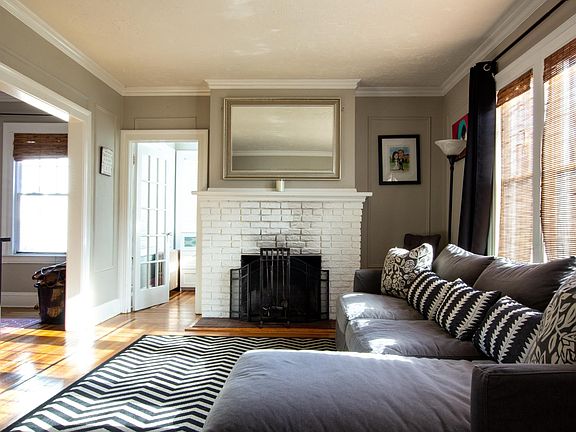 3rd image of 181 Willard St #1