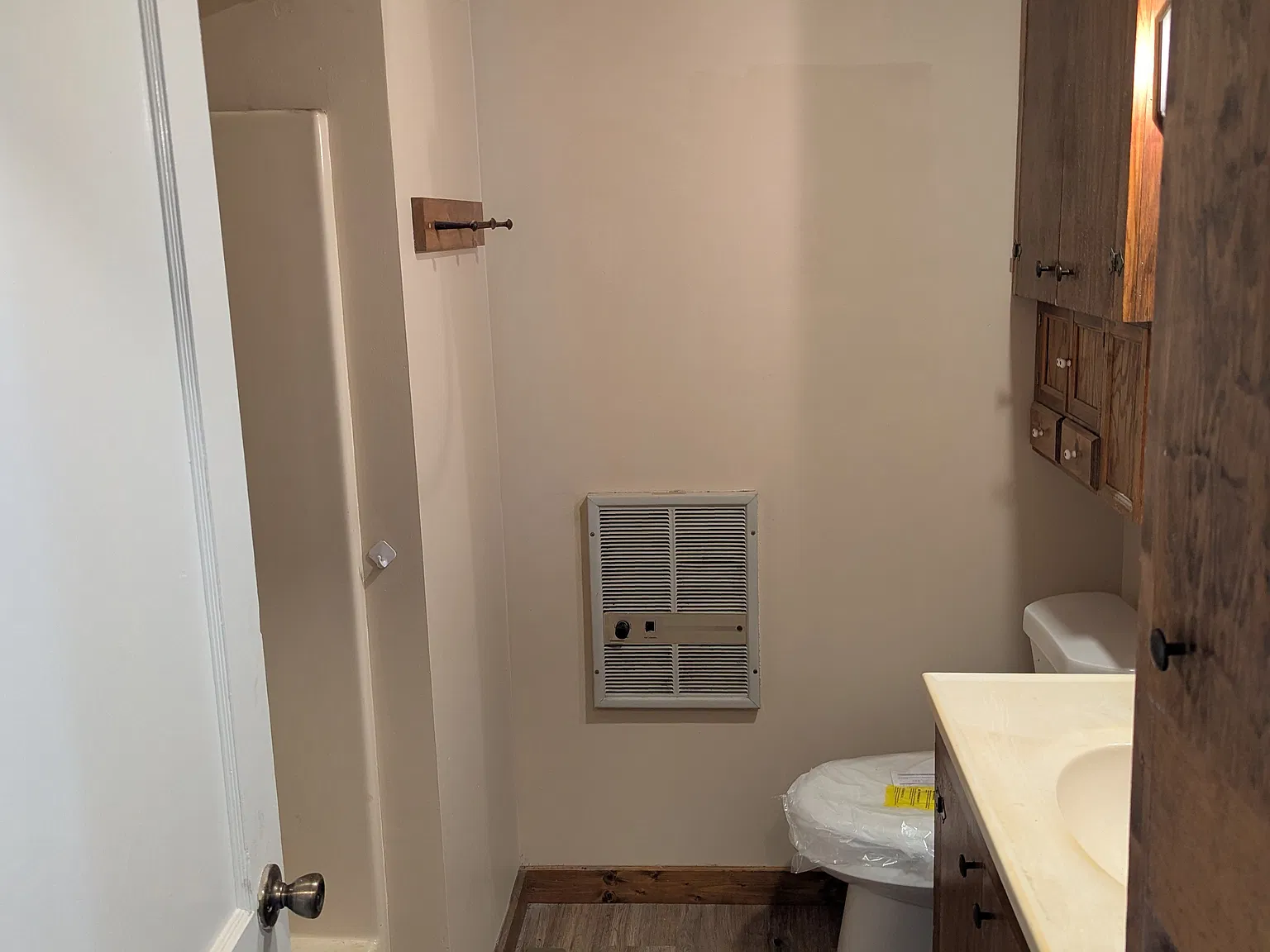 2 bed, 1000 sqft, $1,200 — Photo 3