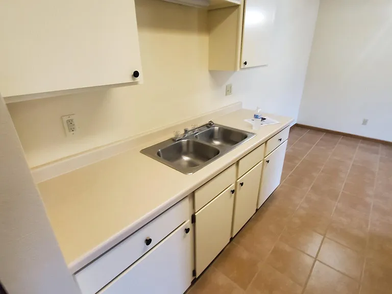 1719 La Crescent St #154 — Photo 6