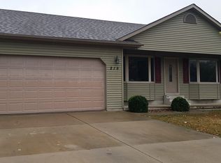 215 E Adams St, New Baden, IL