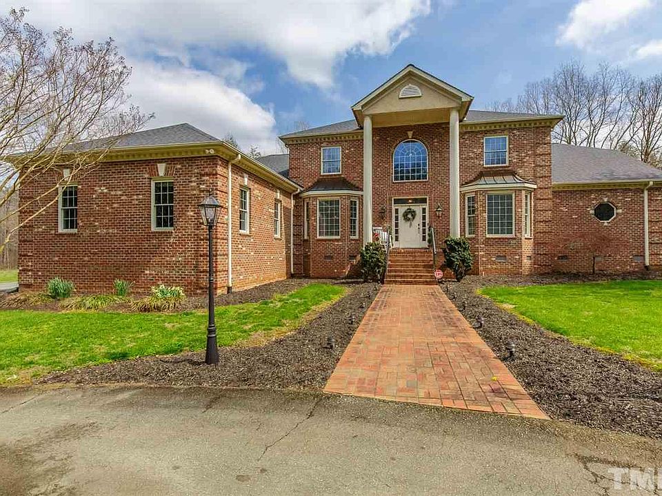 1st image of 235 Prescott Ln