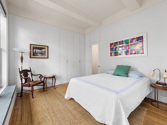 5th image of 100 Hudson St APT 9E
