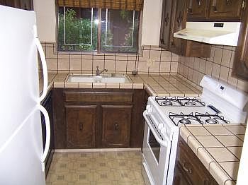 2nd image of 1459 W Norwich Ave #101