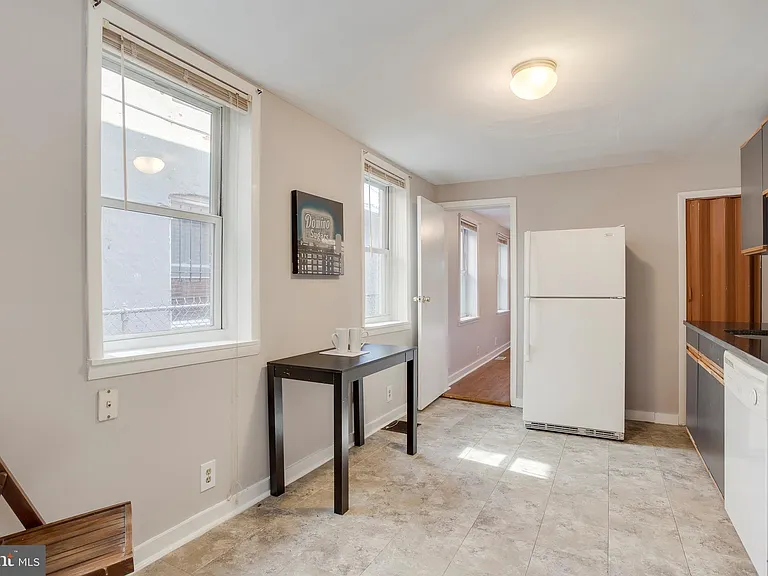 1731 E Lombard St — Photo 7