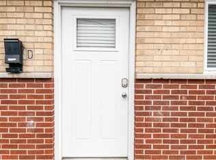 2307 S 13th St APT B, Saint Louis, MO 63104